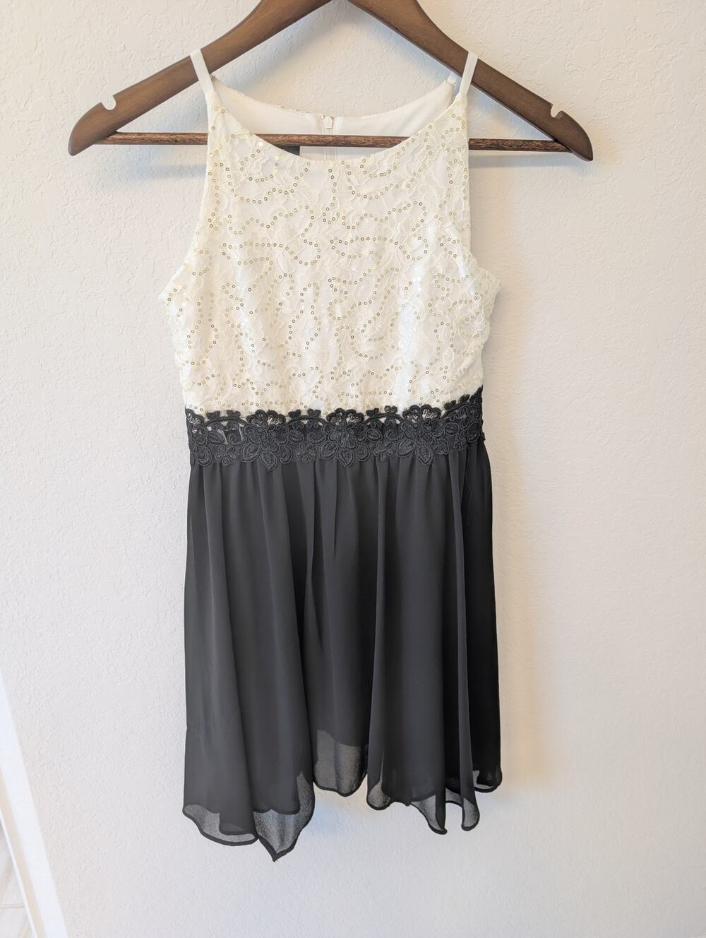 BCX Girl White Sequin Top Black Chiffon Dress Handkerchief Hem Sz 10